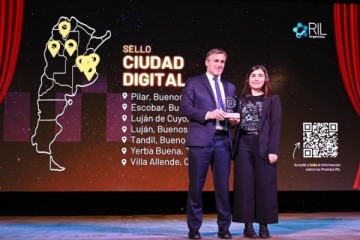 Foto de Achával participó del encuentro del Consejo Federal de Intendentes y recibió premios por su gestión en Pilar