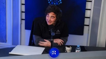 Foto de Pese a las caídas del consumo, de la industria y los índices productivos, Milei celebró el dato de la inflación