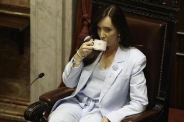 Foto de Villarruel denunció el deterioro de las Fuerzas Armadas y redobló críticas contra el oficialismo
