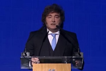 Foto de Con la metáfora de un "marciano", Milei disertó en el MALBA y defendió el rumbo económico