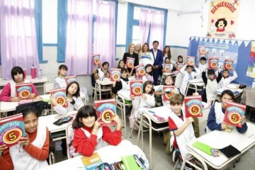 Foto de El Municipio de La Matanza entregó más de 1 millón de libros y manuales a estudiantes del distrito