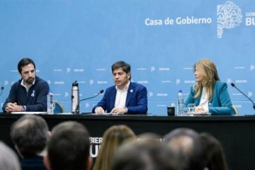 Foto de Kicillof y Kreplak se reunieron con intendentes para repudiar el ajuste del Gobierno nacional en materia de salud