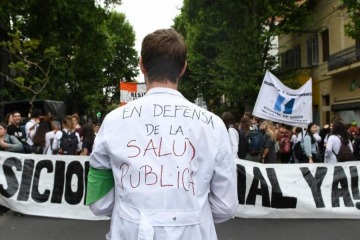Foto de Marcha federal: desde el mediodía, trabajadores de la salud movilizarán en defensa del sistema público