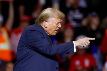 Foto de Enemigo Interno: El Gobierno de Trump denominó "alienígenas" a los inmigrantes y lanza un "mapa de detenciones"