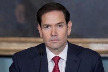 Foto de Marco Rubio se reúne con el canciller de Pakistán y analizan la ampliación de una tregua entre Irán y EEUU