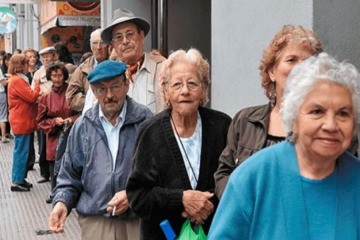 Foto de Más de dos años congelado: el Gobierno oficializó otro bono de $70 mil para jubilados