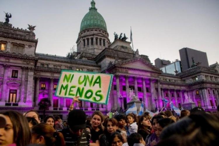 Ni una menos: a 11 años de la primera marcha se desarrollan multitudinarias movilizaciones en todo el país