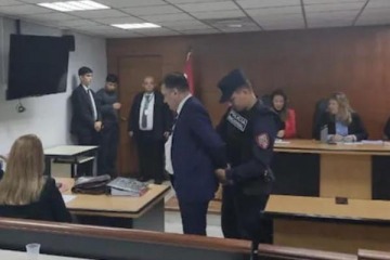 Foto de Corrupción: arrancó el juicio contra el exsenador Edgardo Kueider por contrabando de divisas