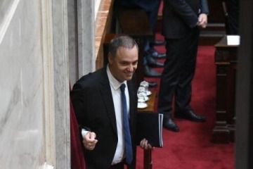 Diputados: exigen que Manuel Adorni vuelva al recinto del Congreso a aclarar porqué mintió