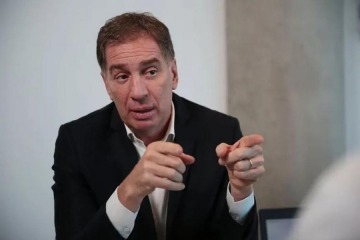 Foto de Santilli sale a buscar apoyo federal para una reforma electoral que sigue trabada por las PASO