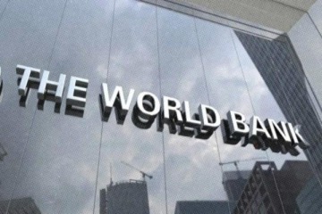 Foto de Milei sale a buscar oxígeno financiero: el Banco Mundial analiza un salvataje de u$s2.000 millones