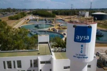 Foto de Privatización de AySA: la Justicia ordenó suspenderla hasta determinar el pasivo ambiental