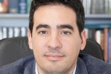 Foto de En medio del Adornigate hay recambio en la Rosada: quién es Adrián Ravier, el nuevo vocero presidencial