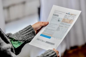 Foto de Los servicios públicos treparon 10% en junio en el AMBA y ahogan a las familias promedio