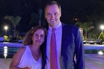 Foto de Por adelantado y en efectivo: Manuel Adorni pagó US$12 mil el alquiler de una casa en un country por un año para su madre