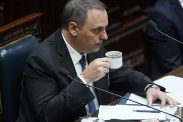 Foto de Crece la incertidumbre en el Gobierno: qué versiones sobre la continuidad de Manuel Adorni existen