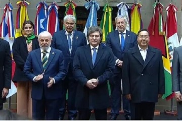 Foto de Javier Milei viajará a la cumbre del Mercosur en plena tensión con Brasil y Venezuela