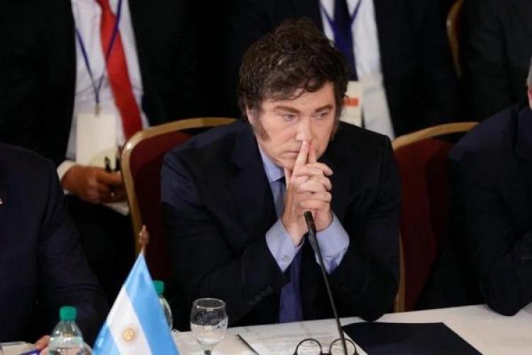 Javier Milei no viaja a la cumbre del Mercosur y priorizará la reorganización del Gobierno