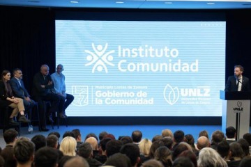 Foto de Otermín y Molea pusieron en marcha el Instituto Comunidad junto a la Universidad Nacional de Lomas de Zamora