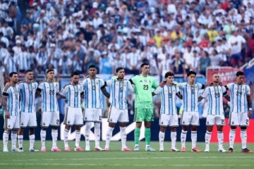 Foto de Advierten a los hinchas argentinos que no podrán entrar con referencias a Malvinas al partido contra Inglaterra