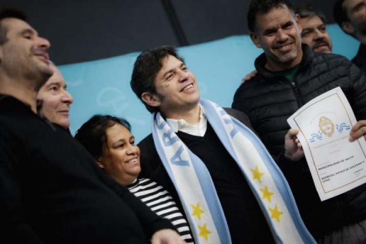 Kicillof habló sobre la campaña anti Argentina: "Nuestro pueblo no es igual al Presidente"