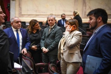 Foto de Bullrich sigue en búsqueda de respaldo para la ley de Inviolabilidad de la Propiedad Privada