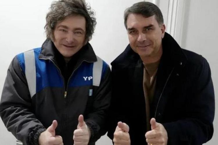 Javier Milei viaja a Brasil para respaldar la campaña del hijo de Jair Bolsonaro: cómo será su agenda