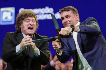 Foto de Tras su viaje a Brasil, denuncian penalmente a Javier Milei por malversación de fondos públicos