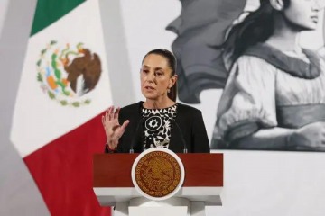 Foto de Sheinbaum cruzó a Milei por acusarla de financiar una campaña antiargentina