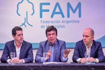 Foto de Encabezada por Espinoza, la Federación Argentina de Municipios repudió a Milei por sus agravios a Lula