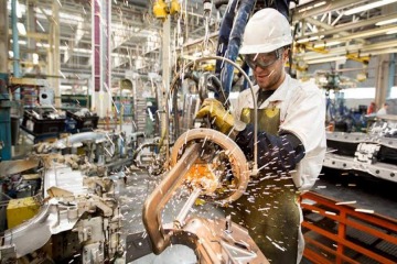 Foto de “Afecta al empleo y las empresas”: la UIA advirtió que en la era Milei la industria muestra peor desempeño que en 2022