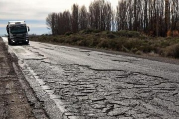 Foto de La oposición impulsa la interpelación a Caputo por el desvío de fondos para las rutas