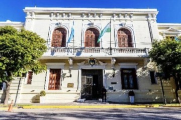 Foto de Polémica: el Gobierno le pagará deudas a Neuquén con inmuebles del ex Procrear