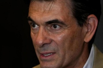 Foto de En Bolivia aseguran que el presidente Rodrigo Paz le soltó la mano a Cerimedo