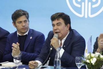 Foto de Espinoza cruzó a Milei por la salud: “Su gobierno atenta cada día contra los argentinos”