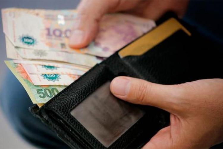 Consejo del Salario Mínimo: el Gobierno definirá el nuevo monto ante la falta de acuerdo entre sindicatos y empresarios