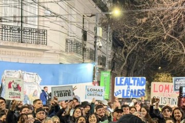 Foto de A cuatro años del atentado, el peronismo volvió a la calle y apuntó contra las cuentas pendientes de la causa