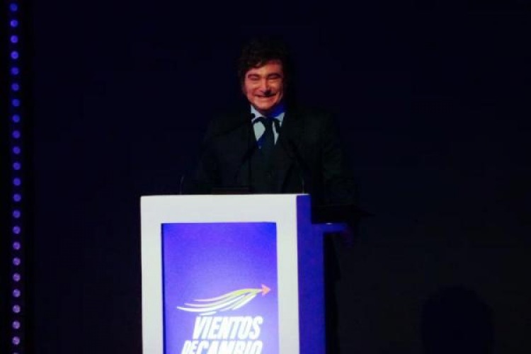 Milei: "Mientras sea presidente, va a seguir habiendo equilibrio fiscal”