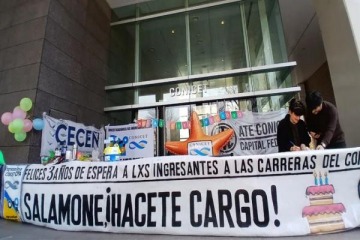 Foto de Más de mil investigadores marcharon en reclamo por las altas en Conicet: esperan desde hace tres años
