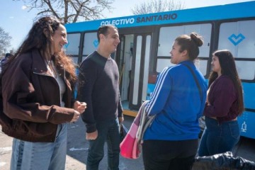 Foto de Julián Álvarez inauguró el nuevo colectivo sanitario en Monte Chingolo