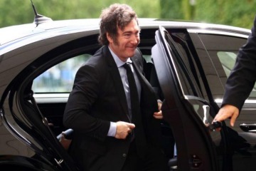 Foto de Milei vuelve a Estados Unidos por 18ª vez: el Gobierno sigue sin informar los gastos