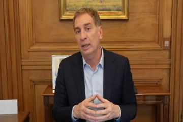 Foto de Santilli: "Antes ibas al supermercado y no podías comprar más de dos aceites, pero Milei cambió eso en tres años"