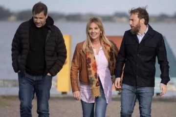 Foto de Otermín visitó San Miguel del Monte y se reunió con Marcela Basualdo