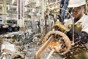 Foto de Insuficiente: la industria subió 1,9% en agosto, pero no logró revertir el derrumbe previo