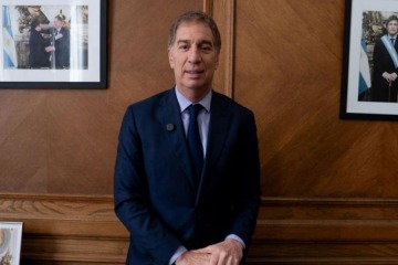 Foto de ¿Amenaza?: Santilli advirtió a los gobernadores por un eventual regreso del kirchnerismo para acelerar la reforma electoral