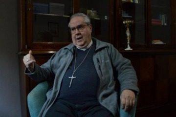 Foto de La Iglesia volvió a marcar diferencias con Milei: “Si la gente dice que no llega a fin de mes, es porque no llega”