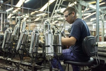 Foto de La actividad económica cayó casi 2% interanual en agosto y creció apenas 0,1% mensual